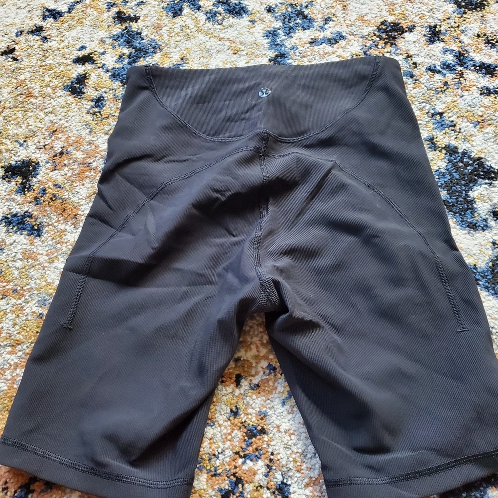 Lululemon‎ Highrise Short